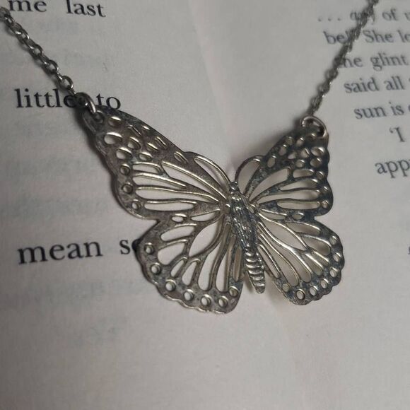Silver Butterfly Necklace - Picture 1 of 8